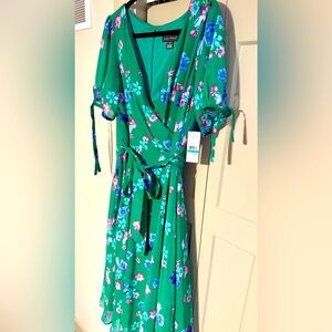 Jessica Howard Green Floral Midi Dress